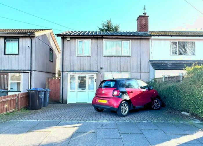 3 Bedroom House To Rent In Brays Road, Birmingham, B26