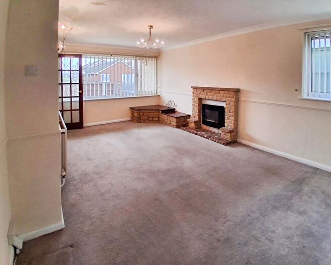 2 Bedroom Bungalow To Rent In Garrick Close, Lincoln, LN5