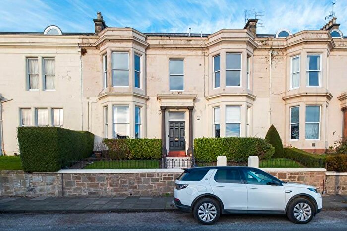 2 Bedroom Flat For Sale In Shaftesbury Place, Dundee, DD2