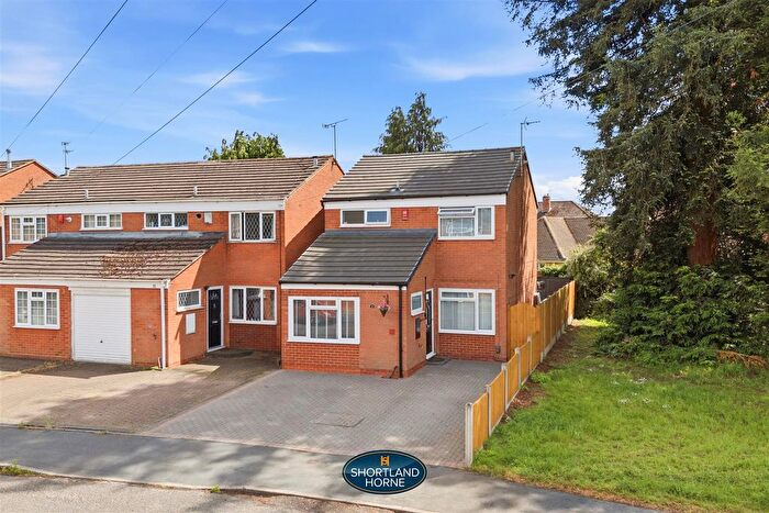 3 Bedroom Detached House For Sale In Conifer Paddock, Binley, Coventry, CV3