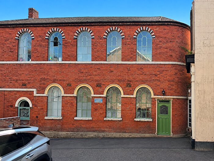 1 Bedroom Flat To Rent In Wolverhampton Street, Dudley, DY1