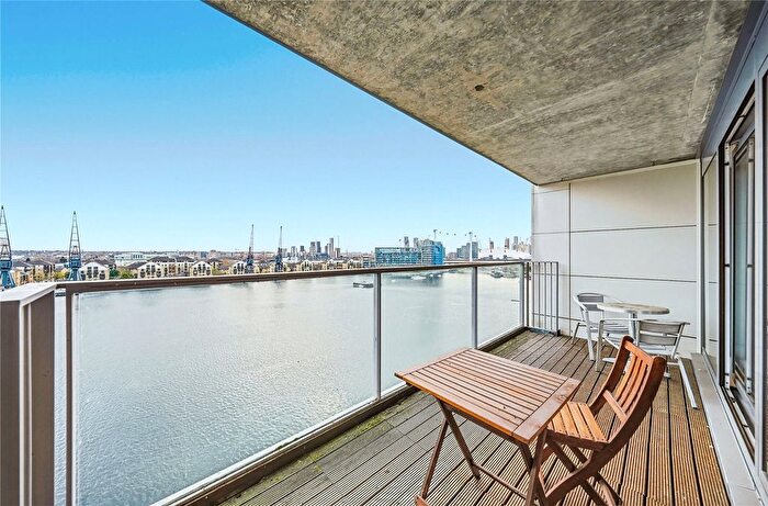 2 Bedroom Flat To Rent In Western Gateway, London, E16