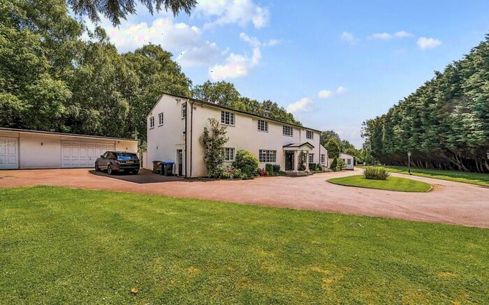 5 Bedroom Detached House For Sale In Dixons Hill Close, North Mymms, Hertfordshire, AL9