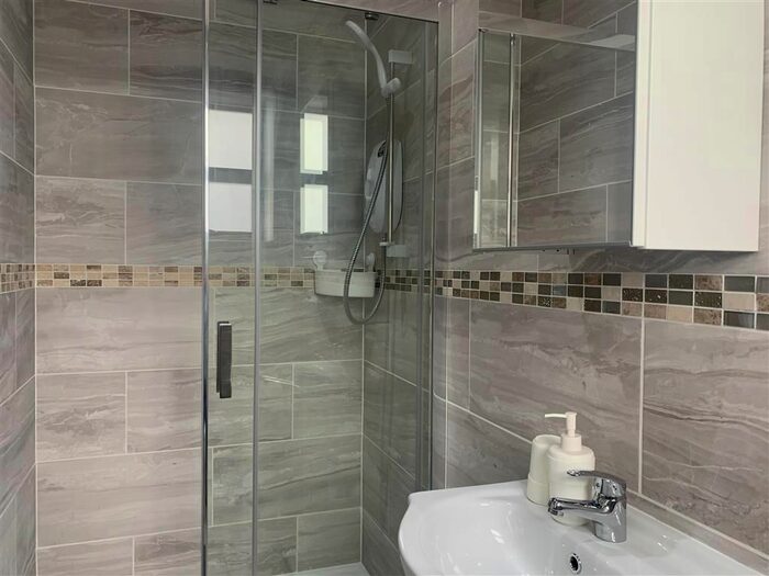 1 Bedroom Flat To Rent In Alfreton Road, Nottingham, NG7