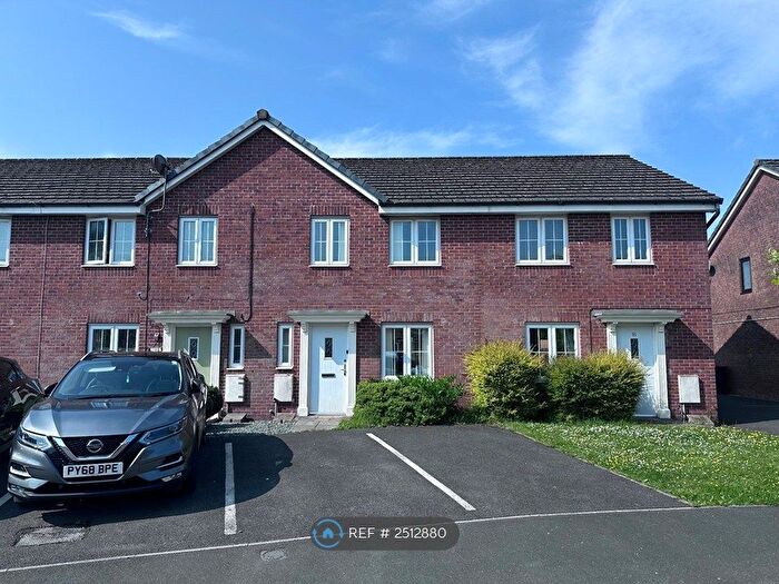 3 Bedroom Terraced House To Rent In Weavers Avenue, Frizington, CA26