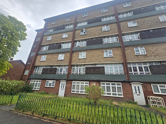 1 Bedroom House To Rent In Chiltern House, Edmonton, N9