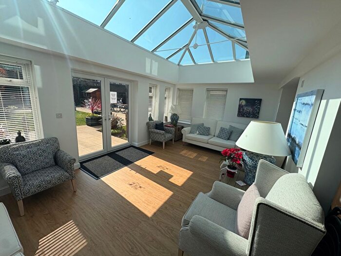 1 Bedroom Flat To Rent In Sway Road, Morriston, Swansea, SA6