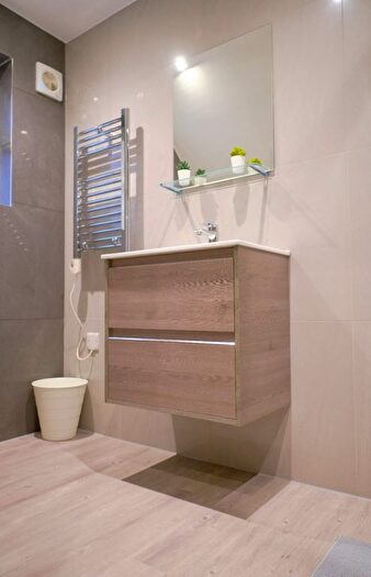 1 Bedroom Studio To Rent In Woodstock Rd, London, NW11