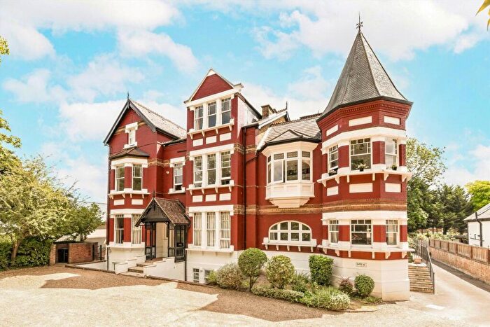 1 Bedroom Flat For Sale In Langley Avenue, Surbiton, KT6