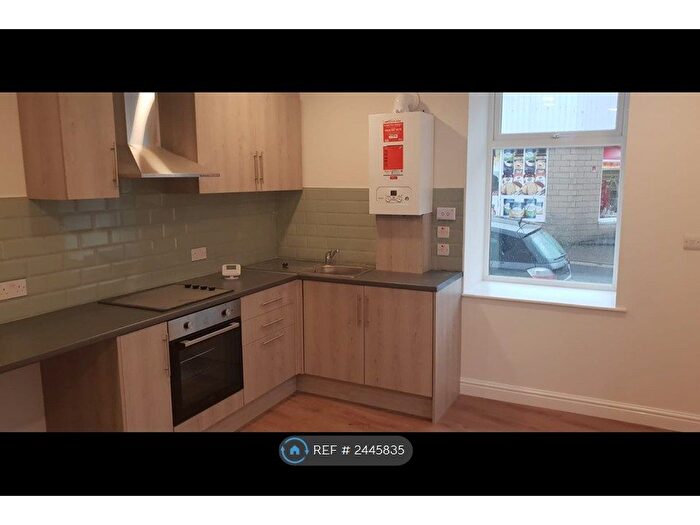 1 Bedroom Flat To Rent In Whalley Road, Accrington, BB5