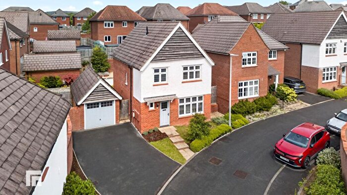 3 Bedroom House For Sale In Pentrebane Drive Cardiff, CF5