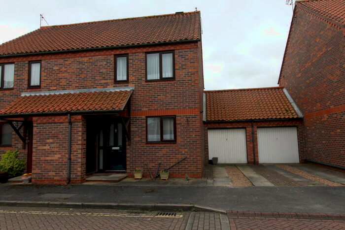 2 Bedroom Semi-Detached House To Rent In Beverley, HU17
