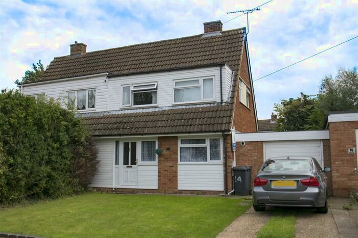2 Bedroom Semi-Detached House To Rent In Newbury Close, Silsoe, MK45
