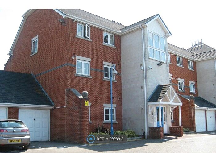 2 Bedroom Flat To Rent In Horseshoe Bridge, Southampton, SO17