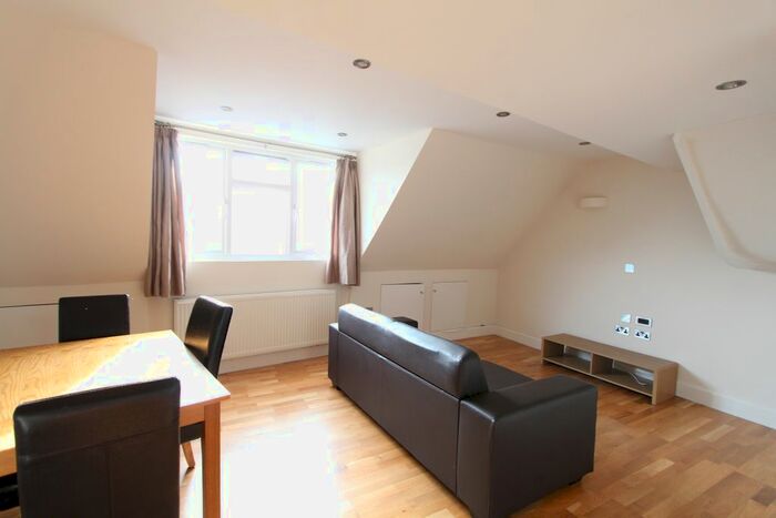 1 Bedroom Flat To Rent In St. Albans Road, Watford, WD24