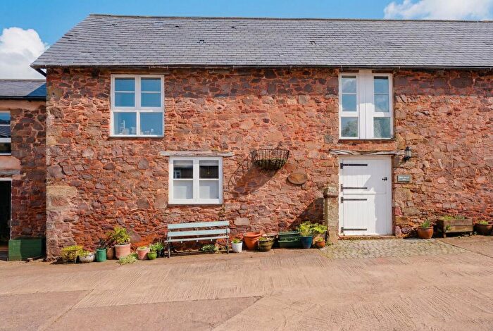 2 Bedroom Barn Conversion For Sale In Knowle, Crediton, EX17