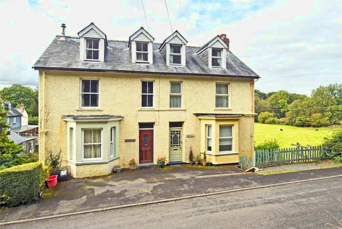 4 Bedroom Semi-Detached House For Sale In Lake Road, Llangammarch Wells, Powys, LD4