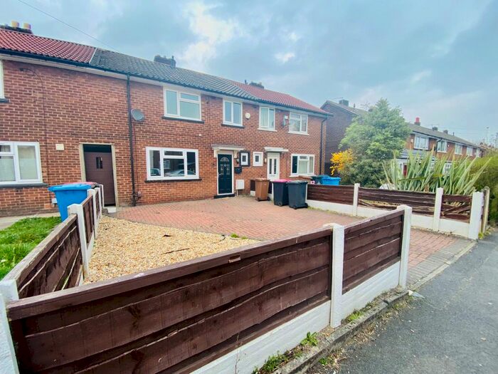 3 Bedroom Terraced House To Rent In Grosvenor Road, Walkden, Manchester, M28
