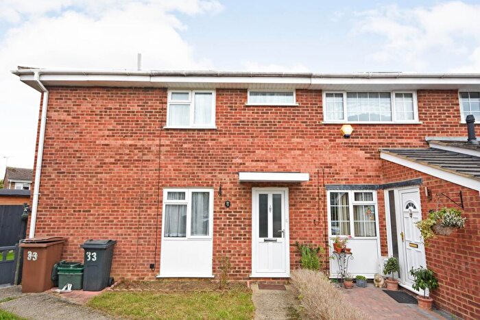 1 Bedroom House To Rent In Begonia Close, CM1
