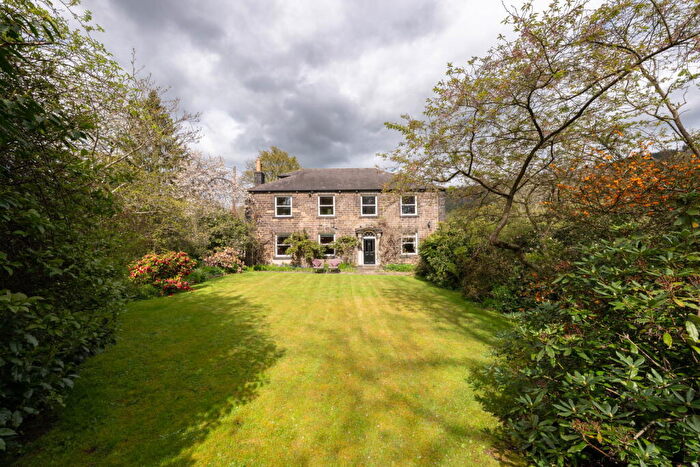 5 Bedroom Detached House For Sale In Wharncliffe Side, Sheffield, S35