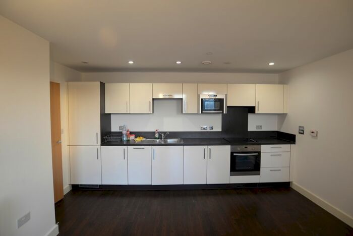 2 Bedroom Flat To Rent In Elmira Street, London, London, SE13