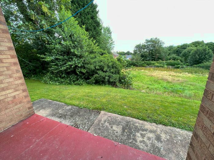 2 Bedroom Apartment To Rent In Sycamore Court, Beeston, Nottingham, NG9