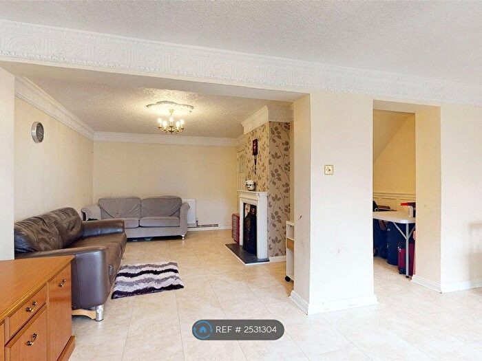 3 Bedroom Terraced House To Rent In Great Gregorie, Basildon, SS16