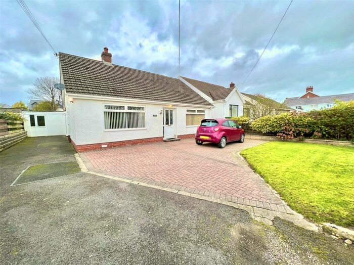 2 Bedroom Bungalow For Sale In Penparc, Cardigan, Ceredigion, SA43