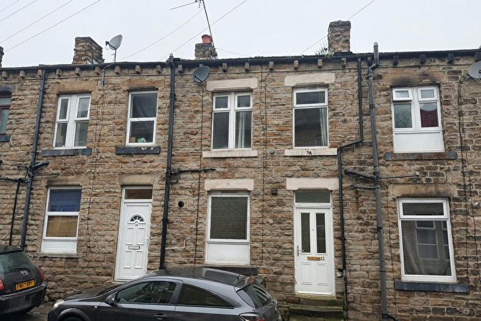 2 Bedroom Terraced House To Rent In Bromley Street, Batley, WF17