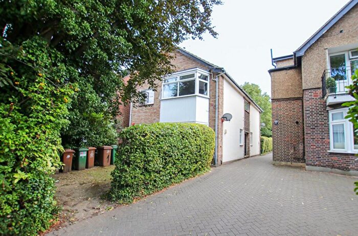 1 Bedroom Flat To Rent In Grosvenor Road, Wallington, SM6