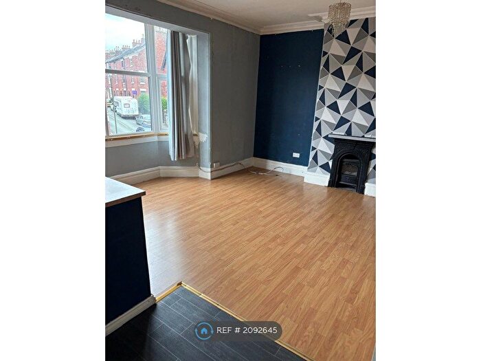 1 Bedroom Flat To Rent In Broad Street, Leek, ST13