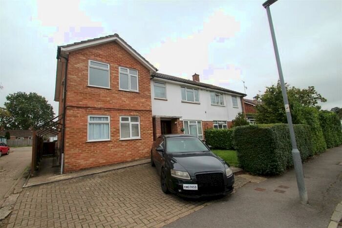 1 Bedroom Maisonette To Rent In Fennycroft Road, Gadebridge, Hemel Hempstead, HP1