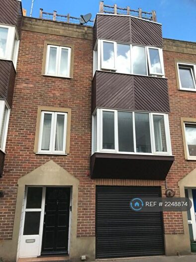 3 Bedroom Terraced House To Rent In Vine Street, Brighton, BN1