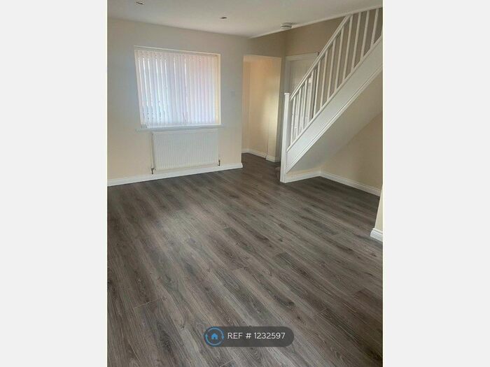 3 Bedroom End Of Terrace House To Rent In Bell Walk, Newton Aycliffe DL5