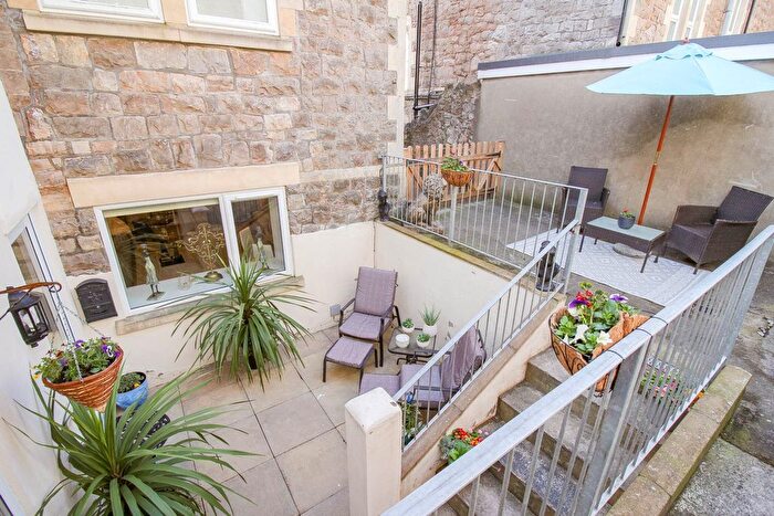 2 Bedroom Flat For Sale In Beaconsfield Road, Weston-Super-Mare, BS23