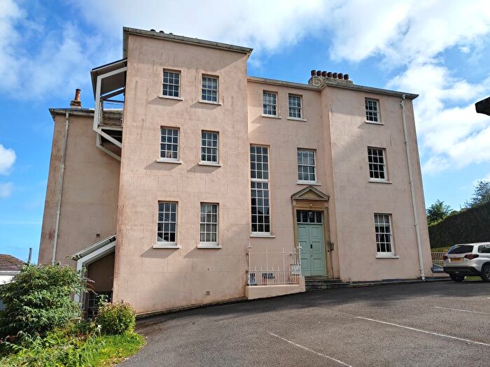 2 Bedroom Flat For Sale In Clappentail Lane, Lyme Regis, Dorset, DT7