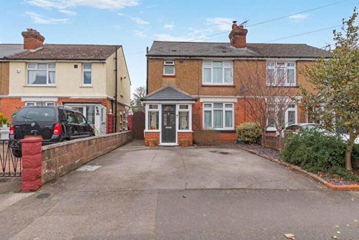 3 Bedroom Semi Detached House For Sale In Plains Avenue, Maidstone, ME15