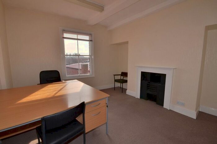 Property To Rent In The Crescent, Selby YO8