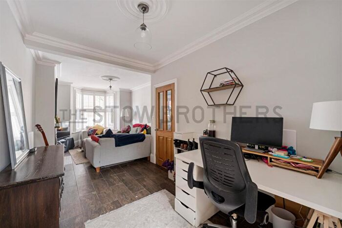 4 Bedroom House To Rent In Walpole Road, London, E17