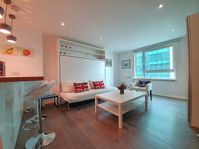 Studio To Rent In Wandsworth Road, London, SW8