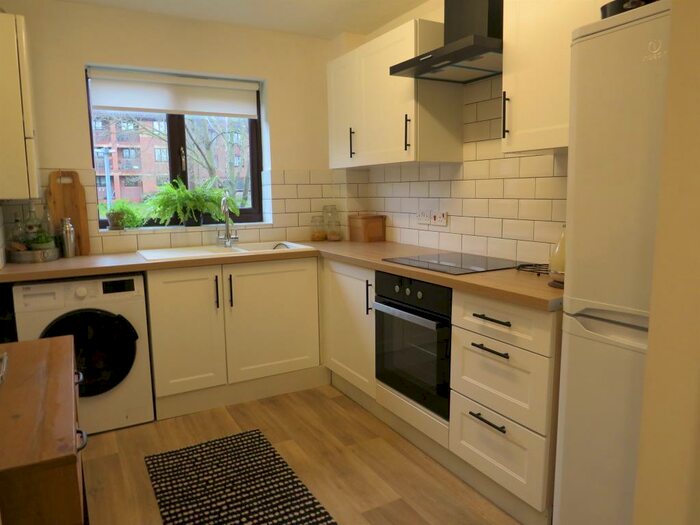 1 Bedroom Flat To Rent In Scott Road, Norwich, NR1