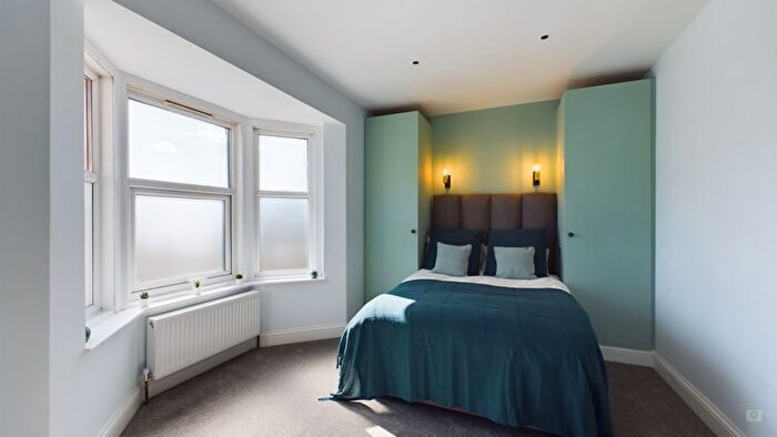 1 Bedroom Property To Rent In Room, Sherborne Road, Yeovil, BA21