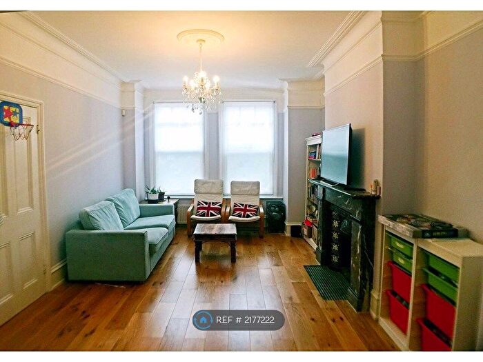 4 Bedroom Terraced House To Rent In Croxted Road, London, SE21