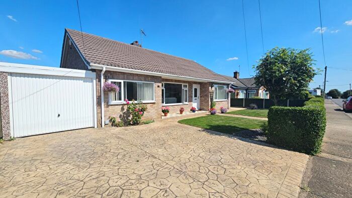 3 Bedroom Detached Bungalow For Sale In The Lea, Leasingham, NG34