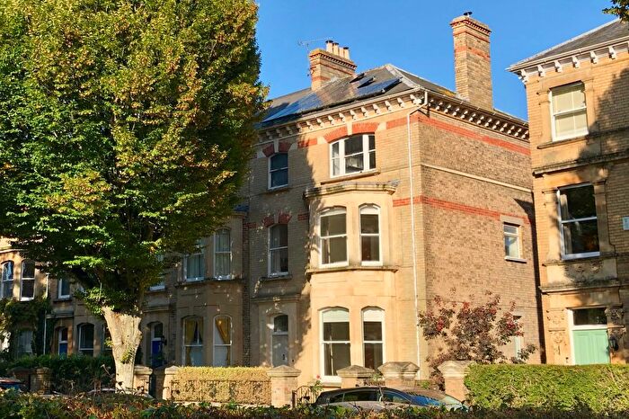 5 Bedroom Terraced House For Sale In Elm Grove, Taunton, TA1