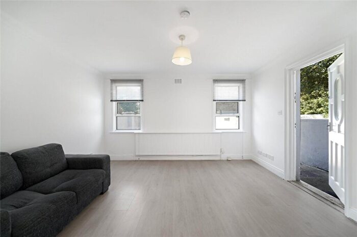 2 Bedroom Flat To Rent In Wrottesley Road, Harlesden, NW10