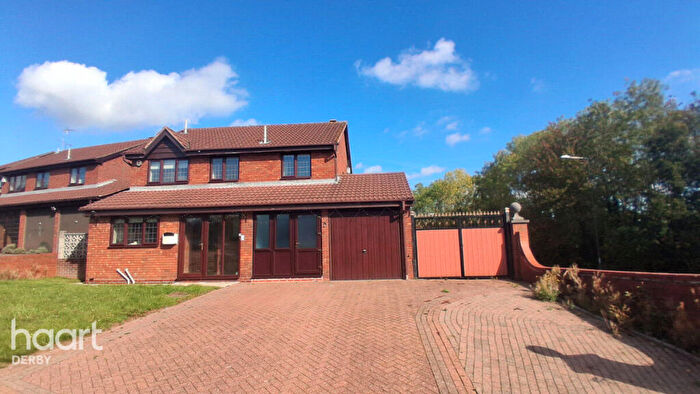 4 Bedroom Detached House For Sale In Springdale Court, Mickleover, DE3