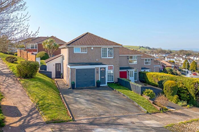 3 Bedroom Detached House For Sale In Fowey Avenue, Shiphay, Torquay, TQ2