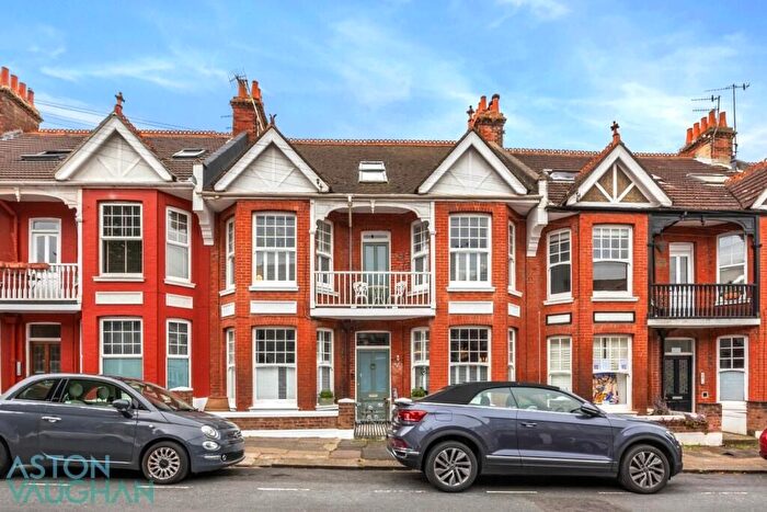 6 Bedroom Terraced House For Sale In Melville Road, Hove, BN3