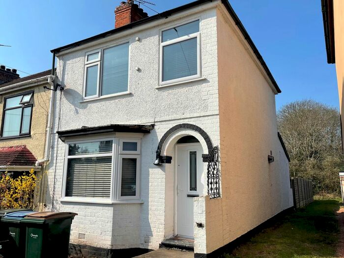 3 Bedroom Semi-Detached House To Rent In Sir Henry Parkes Road, Coventry, CV5